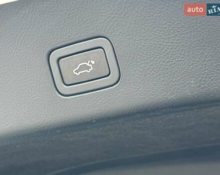 Білий Ленд Ровер Range Rover Sport, об'ємом двигуна 5 л та пробігом 331 тис. км за 12500 $, фото 32 на Automoto.ua