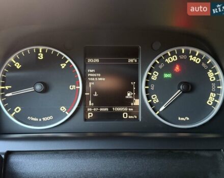 Білий Ленд Ровер Range Rover Sport, об'ємом двигуна 2.99 л та пробігом 125 тис. км за 16000 $, фото 27 на Automoto.ua