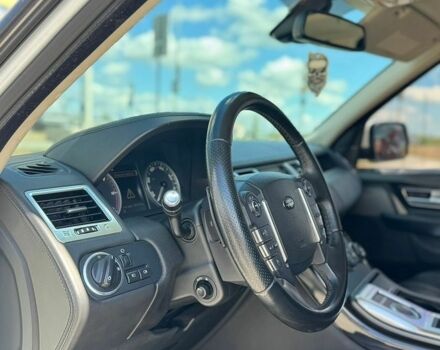Білий Ленд Ровер Range Rover Sport, об'ємом двигуна 0 л та пробігом 257 тис. км за 15700 $, фото 9 на Automoto.ua