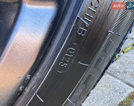 Білий Ленд Ровер Range Rover Sport, об'ємом двигуна 3 л та пробігом 271 тис. км за 16999 $, фото 18 на Automoto.ua