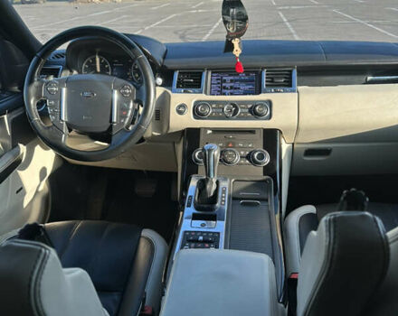 Білий Ленд Ровер Range Rover Sport, об'ємом двигуна 5 л та пробігом 132 тис. км за 18500 $, фото 56 на Automoto.ua