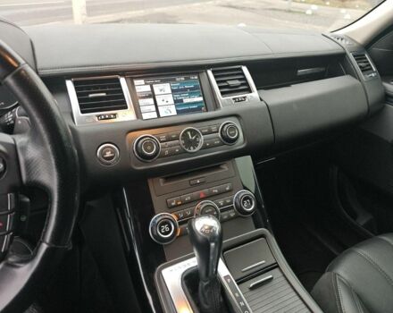 Белый Ленд Ровер Рендж Ровер Спорт, объемом двигателя 5 л и пробегом 265 тыс. км за 12750 $, фото 11 на Automoto.ua