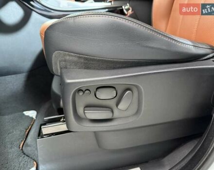 Белый Ленд Ровер Рендж Ровер Спорт, объемом двигателя 2.99 л и пробегом 127 тыс. км за 20000 $, фото 2 на Automoto.ua