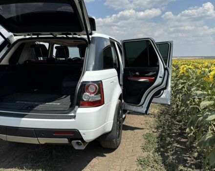 Білий Ленд Ровер Range Rover Sport, об'ємом двигуна 3 л та пробігом 154 тис. км за 18000 $, фото 10 на Automoto.ua