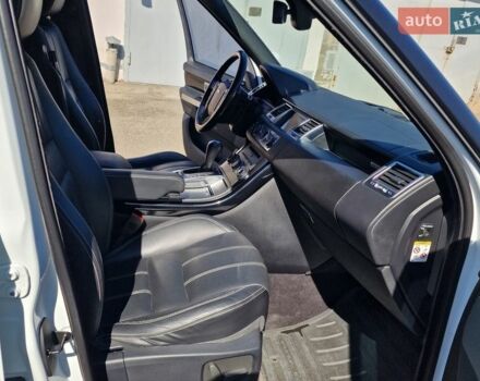Білий Ленд Ровер Range Rover Sport, об'ємом двигуна 5 л та пробігом 115 тис. км за 23000 $, фото 18 на Automoto.ua