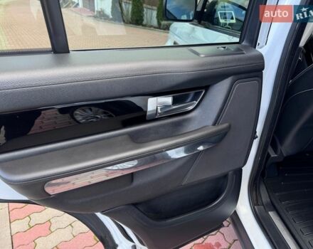 Білий Ленд Ровер Range Rover Sport, об'ємом двигуна 3 л та пробігом 271 тис. км за 16999 $, фото 23 на Automoto.ua