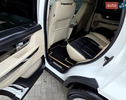 Білий Ленд Ровер Range Rover Sport, об'ємом двигуна 5 л та пробігом 138 тис. км за 18200 $, фото 8 на Automoto.ua