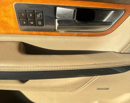 Білий Ленд Ровер Range Rover Sport, об'ємом двигуна 5 л та пробігом 239 тис. км за 16519 $, фото 6 на Automoto.ua