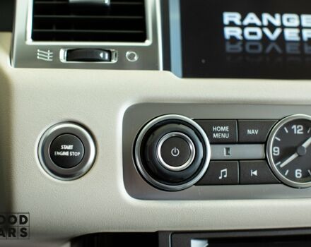 Білий Ленд Ровер Range Rover Sport, об'ємом двигуна 3 л та пробігом 89 тис. км за 41000 $, фото 31 на Automoto.ua
