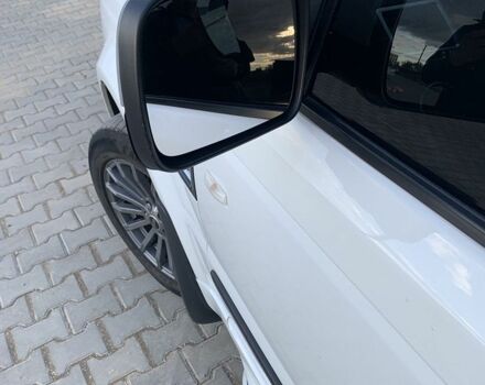 Білий Ленд Ровер Range Rover Sport, об'ємом двигуна 3 л та пробігом 135 тис. км за 23700 $, фото 3 на Automoto.ua