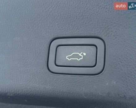 Білий Ленд Ровер Range Rover Sport, об'ємом двигуна 2.99 л та пробігом 120 тис. км за 19000 $, фото 32 на Automoto.ua