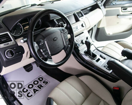 Білий Ленд Ровер Range Rover Sport, об'ємом двигуна 3 л та пробігом 92 тис. км за 39900 $, фото 37 на Automoto.ua