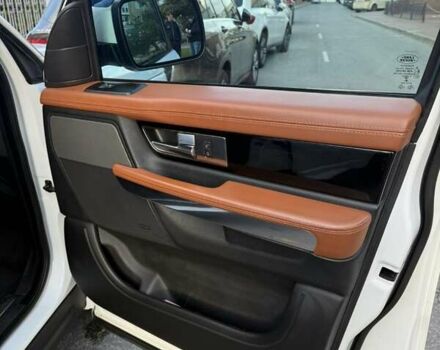 Білий Ленд Ровер Range Rover Sport, об'ємом двигуна 2.99 л та пробігом 160 тис. км за 18200 $, фото 7 на Automoto.ua