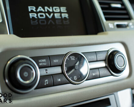 Білий Ленд Ровер Range Rover Sport, об'ємом двигуна 3 л та пробігом 89 тис. км за 41000 $, фото 21 на Automoto.ua