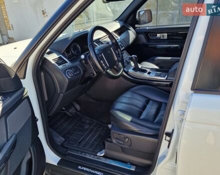 Білий Ленд Ровер Range Rover Sport, об'ємом двигуна 5 л та пробігом 115 тис. км за 23000 $, фото 11 на Automoto.ua