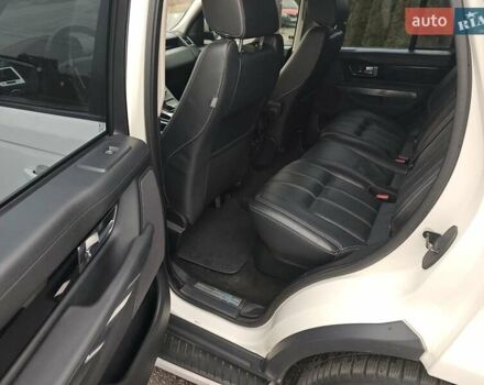 Белый Ленд Ровер Рендж Ровер Спорт, объемом двигателя 5 л и пробегом 252 тыс. км за 14300 $, фото 8 на Automoto.ua