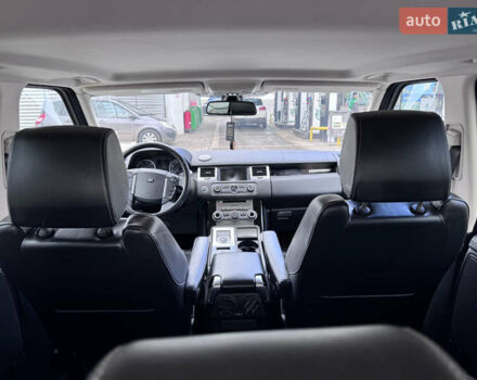 Білий Ленд Ровер Range Rover Sport, об'ємом двигуна 3 л та пробігом 268 тис. км за 16999 $, фото 20 на Automoto.ua