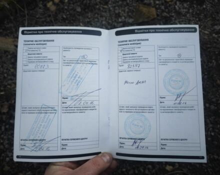 Білий Ленд Ровер Range Rover Sport, об'ємом двигуна 3 л та пробігом 250 тис. км за 11500 $, фото 17 на Automoto.ua