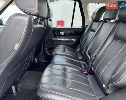 Білий Ленд Ровер Range Rover Sport, об'ємом двигуна 3 л та пробігом 268 тис. км за 16999 $, фото 24 на Automoto.ua