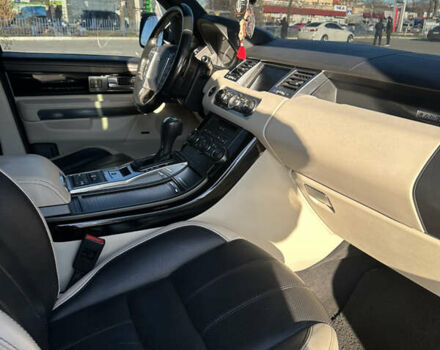 Білий Ленд Ровер Range Rover Sport, об'ємом двигуна 5 л та пробігом 132 тис. км за 18500 $, фото 53 на Automoto.ua