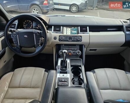 Білий Ленд Ровер Range Rover Sport, об'ємом двигуна 5 л та пробігом 163 тис. км за 14000 $, фото 8 на Automoto.ua