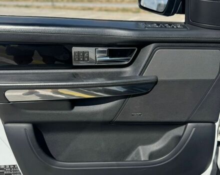 Білий Ленд Ровер Range Rover Sport, об'ємом двигуна 0 л та пробігом 257 тис. км за 15700 $, фото 10 на Automoto.ua