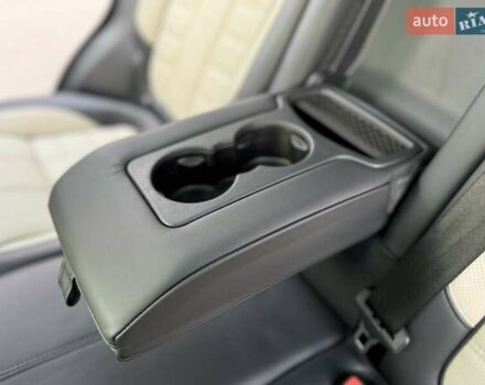 Ленд Ровер Рендж Ровер Спорт 2013 в Киеве на Automoto.ua Белый Ленд Ровер Рендж Ровер Спорт, объемом двигателя 3 л и пробегом 108 тыс. км за 27800 $, фото 63 на Automoto.ua