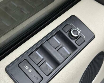 Білий Ленд Ровер Range Rover Sport, об'ємом двигуна 3 л та пробігом 190 тис. км за 24500 $, фото 35 на Automoto.ua