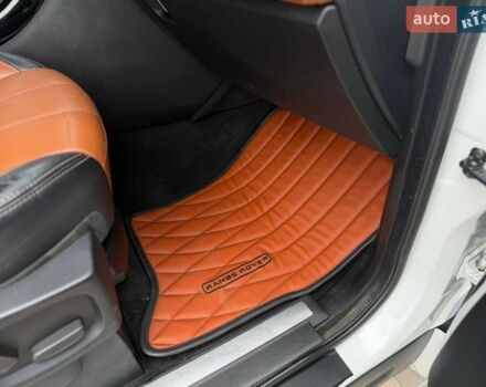 Білий Ленд Ровер Range Rover Sport, об'ємом двигуна 3 л та пробігом 198 тис. км за 14700 $, фото 38 на Automoto.ua
