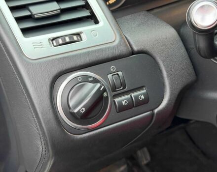 Білий Ленд Ровер Range Rover Sport, об'ємом двигуна 3 л та пробігом 156 тис. км за 21000 $, фото 13 на Automoto.ua