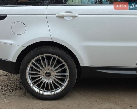 Белый Ленд Ровер Рендж Ровер Спорт, объемом двигателя 3 л и пробегом 101 тыс. км за 26000 $, фото 10 на Automoto.ua