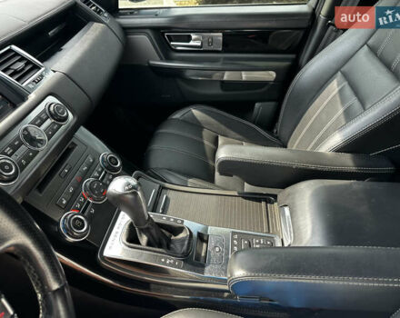 Білий Ленд Ровер Range Rover Sport, об'ємом двигуна 3 л та пробігом 209 тис. км за 20000 $, фото 26 на Automoto.ua