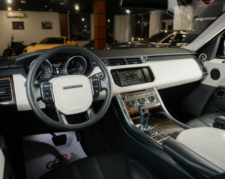 Білий Ленд Ровер Range Rover Sport, об'ємом двигуна 3 л та пробігом 93 тис. км за 45500 $, фото 22 на Automoto.ua