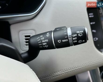 Ленд Ровер Рендж Ровер Спорт 2013 в Киеве на Automoto.ua Белый Ленд Ровер Рендж Ровер Спорт, объемом двигателя 3 л и пробегом 108 тыс. км за 27800 $, фото 40 на Automoto.ua