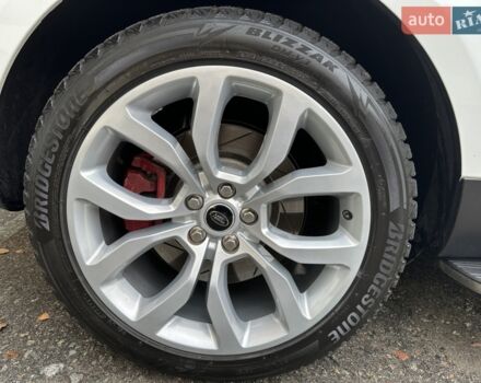 Білий Ленд Ровер Range Rover Sport, об'ємом двигуна 5 л та пробігом 123 тис. км за 25100 $, фото 44 на Automoto.ua