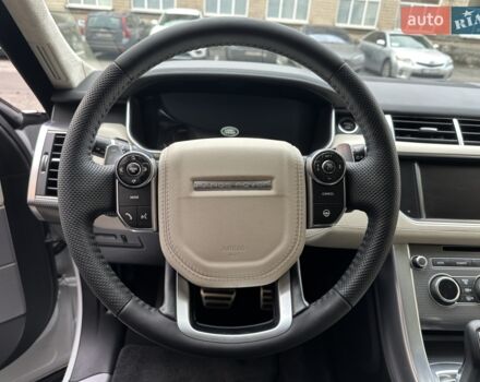 Білий Ленд Ровер Range Rover Sport, об'ємом двигуна 5 л та пробігом 123 тис. км за 25100 $, фото 48 на Automoto.ua