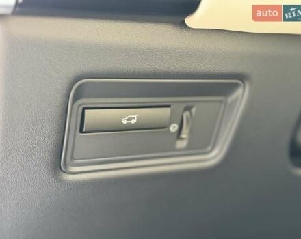 Ленд Ровер Рендж Ровер Спорт 2013 в Киеве на Automoto.ua Белый Ленд Ровер Рендж Ровер Спорт, объемом двигателя 3 л и пробегом 108 тыс. км за 27800 $, фото 56 на Automoto.ua