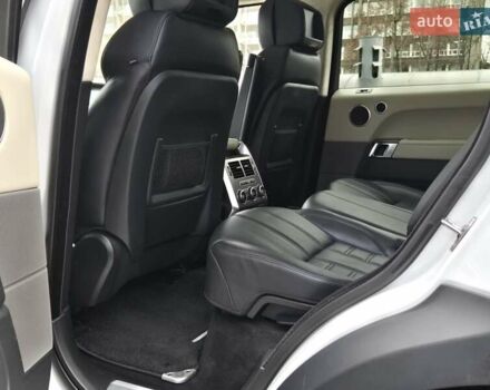 Белый Ленд Ровер Рендж Ровер Спорт, объемом двигателя 5 л и пробегом 122 тыс. км за 34500 $, фото 10 на Automoto.ua