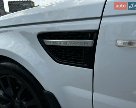 Білий Ленд Ровер Range Rover Sport, об'ємом двигуна 3 л та пробігом 209 тис. км за 20000 $, фото 9 на Automoto.ua