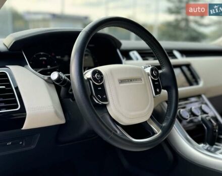 Ленд Ровер Рендж Ровер Спорт 2013 в Киеве на Automoto.ua Белый Ленд Ровер Рендж Ровер Спорт, объемом двигателя 3 л и пробегом 108 тыс. км за 27800 $, фото 37 на Automoto.ua