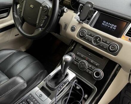 Білий Ленд Ровер Range Rover Sport, об'ємом двигуна 3 л та пробігом 237 тис. км за 16000 $, фото 54 на Automoto.ua