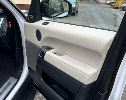 Белый Ленд Ровер Рендж Ровер Спорт, объемом двигателя 5 л и пробегом 121 тыс. км за 34500 $, фото 14 на Automoto.ua