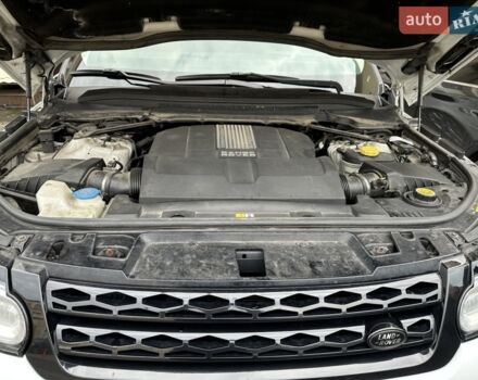 Білий Ленд Ровер Range Rover Sport, об'ємом двигуна 5 л та пробігом 123 тис. км за 25100 $, фото 49 на Automoto.ua