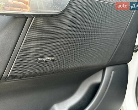 Білий Ленд Ровер Range Rover Sport, об'ємом двигуна 3 л та пробігом 209 тис. км за 20000 $, фото 12 на Automoto.ua