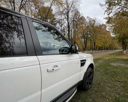 Білий Ленд Ровер Range Rover Sport, об'ємом двигуна 3 л та пробігом 237 тис. км за 16000 $, фото 28 на Automoto.ua