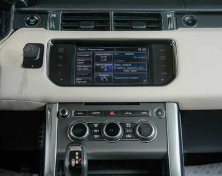 Білий Ленд Ровер Range Rover Sport, об'ємом двигуна 3 л та пробігом 76 тис. км за 49500 $, фото 23 на Automoto.ua