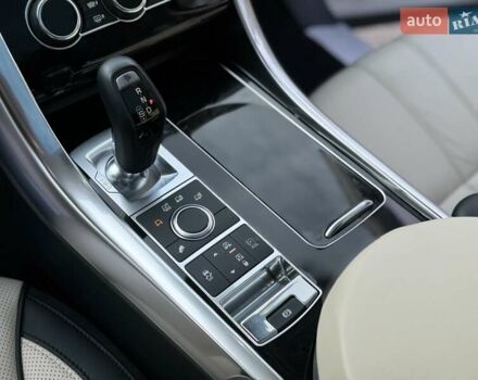 Ленд Ровер Рендж Ровер Спорт 2013 в Киеве на Automoto.ua Белый Ленд Ровер Рендж Ровер Спорт, объемом двигателя 3 л и пробегом 108 тыс. км за 27800 $, фото 53 на Automoto.ua