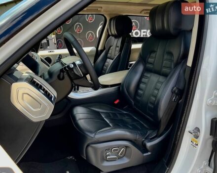 Білий Ленд Ровер Range Rover Sport, об'ємом двигуна 5 л та пробігом 124 тис. км за 24990 $, фото 12 на Automoto.ua