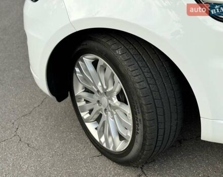 Ленд Ровер Рендж Ровер Спорт 2013 в Киеве на Automoto.ua Белый Ленд Ровер Рендж Ровер Спорт, объемом двигателя 3 л и пробегом 108 тыс. км за 27800 $, фото 27 на Automoto.ua