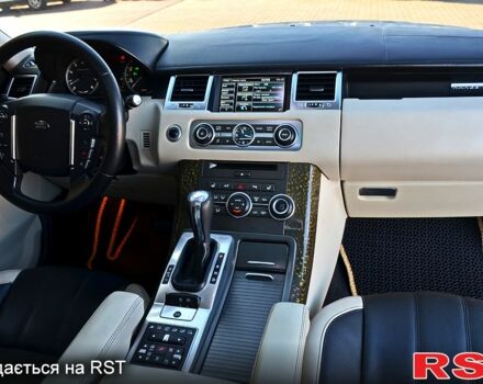 Білий Ленд Ровер Range Rover Sport, об'ємом двигуна 5 л та пробігом 135 тис. км за 18850 $, фото 6 на Automoto.ua